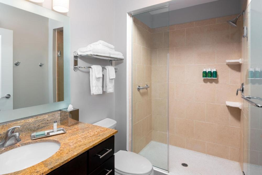 TownePlace Suites Buffalo Airport Image 11