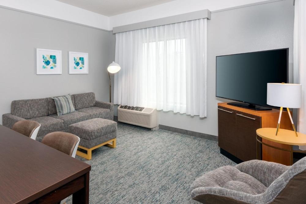 TownePlace Suites Buffalo Airport Image 36