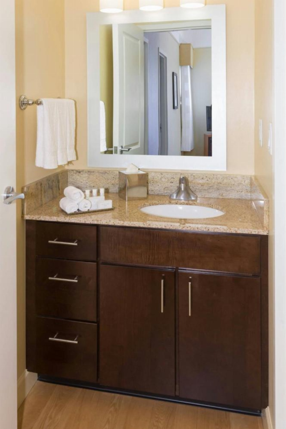 TownePlace Suites Buffalo Airport Image 44