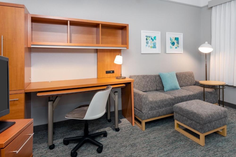 TownePlace Suites Buffalo Airport Image 7