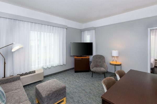 TownePlace Suites Buffalo Airport image 37